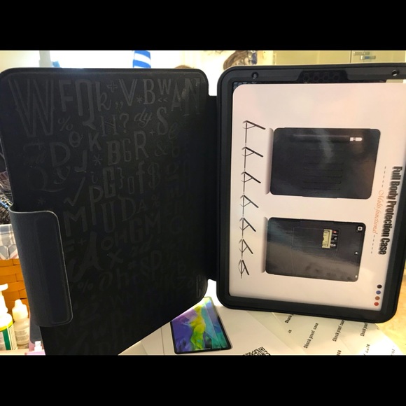 Roopose Other - IPAD PRO 11” Tablet 2nd Gen Shockproof Hard Case